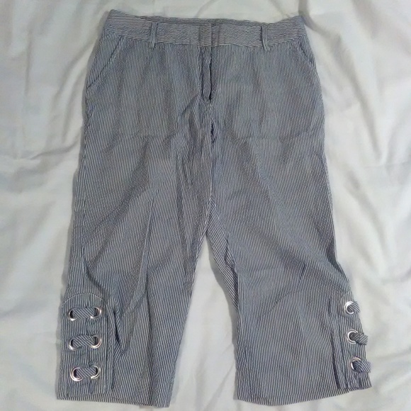 Willi Smith women's size 8  stripped capri pants - Picture 1 of 4